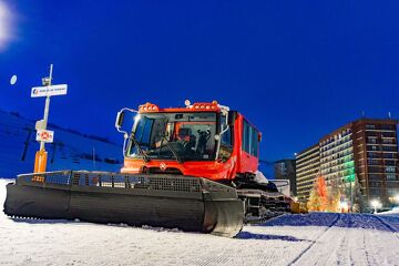 Savoyaardse avond met een ritje in een sneeuwfrees naar het bergrestaurant